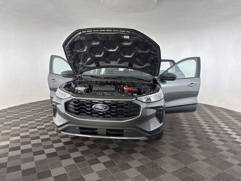 Used 2025 Ford Escape ST-Line image 14
