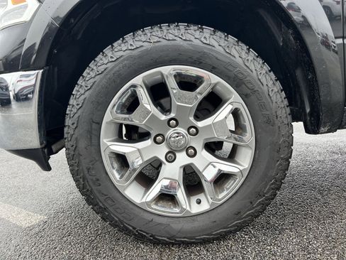 Used 2016 RAM 1500 Limited image 12