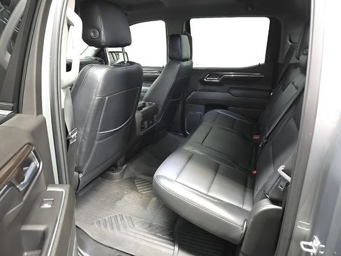 Used 2023 Chevrolet Silverado 1500 RST AWD/4WD image 30
