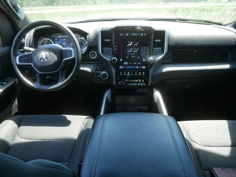 Used 2023 RAM 1500 Big Horn AWD/4WD image 10