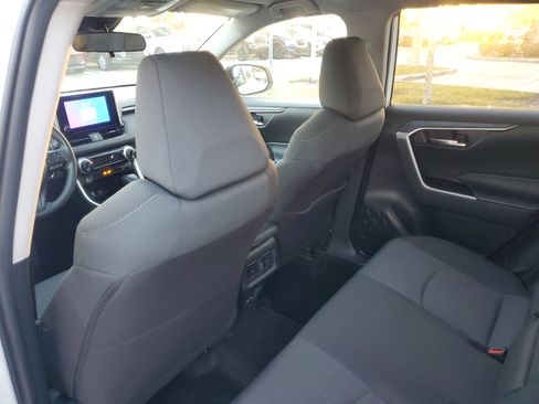 Used 2023 Toyota RAV4 XLE image 12