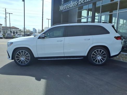 New 2026 Mercedes-Benz GLS 580 4MATIC image 3