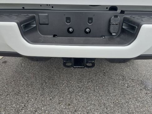 Used 2026 RAM 2500 Laramie AWD/4WD image 28