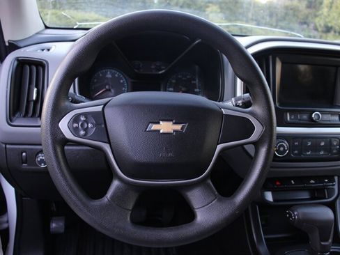 Used 2019 Chevrolet Colorado W/T w/ WT Convenience Package RWD image 18