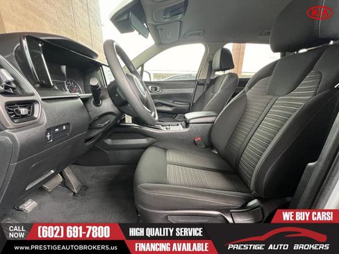 Used 2022 Kia Sorento LX image 20