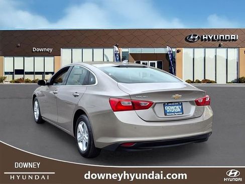 Used 2023 Chevrolet Malibu LT FWD image 6