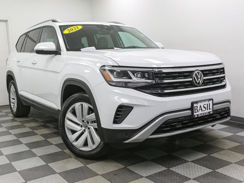 Used 2021 Volkswagen Atlas SEL AWD/4WD image 2