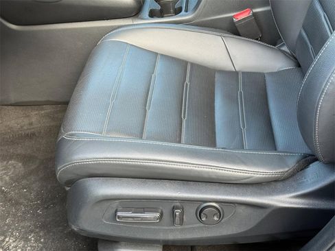 Used 2023 Honda CR-V EX-L image 24