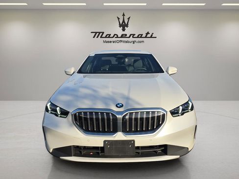 Used 2025 BMW 530i xDrive image 8