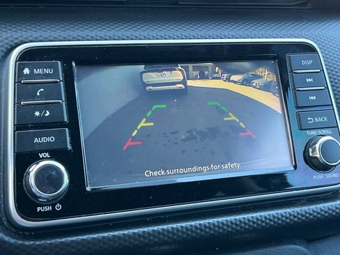 Used 2021 Nissan Kicks S image 20