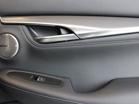 Certified 2025 INFINITI QX55 Essential image 32