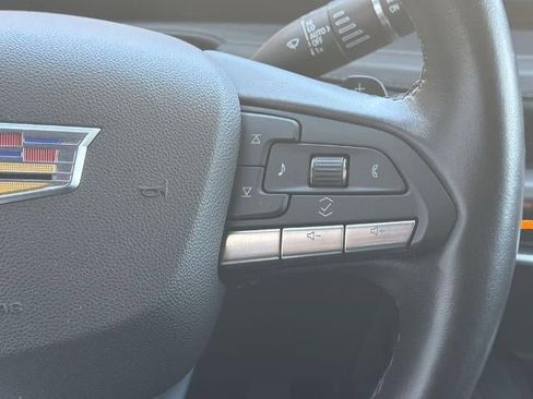 Certified 2025 Cadillac XT4 Premium Luxury FWD image 28