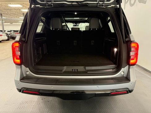 Used 2024 Ford Expedition Max Limited AWD/4WD image 22
