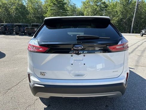 Used 2023 Ford Edge SEL image 6