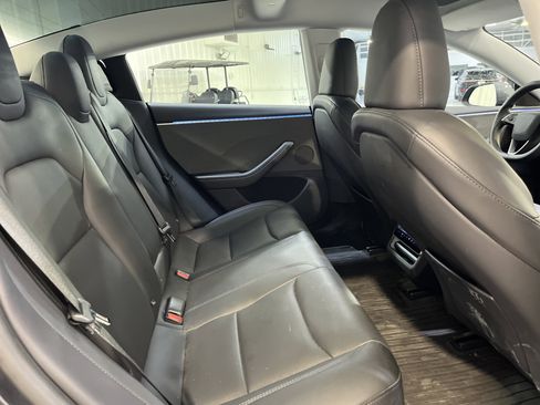 Used 2024 Tesla Model 3 Standard Range image 11