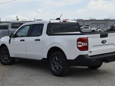 New 2025 Ford Maverick XLT w/ XLT Luxury Package image 4