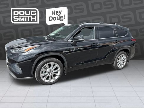 Used 2023 Toyota Highlander Limited AWD/4WD image 1