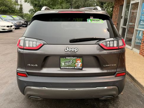 Used 2019 Jeep Cherokee Limited AWD/4WD image 4