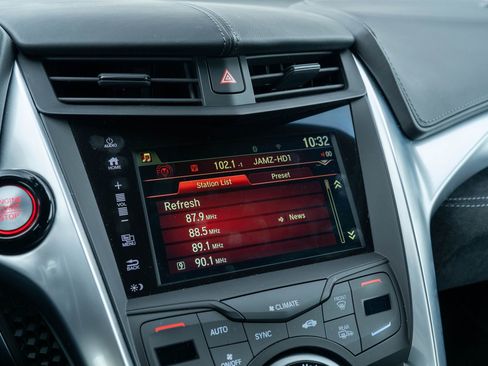 Used 2017 Acura NSX image 24