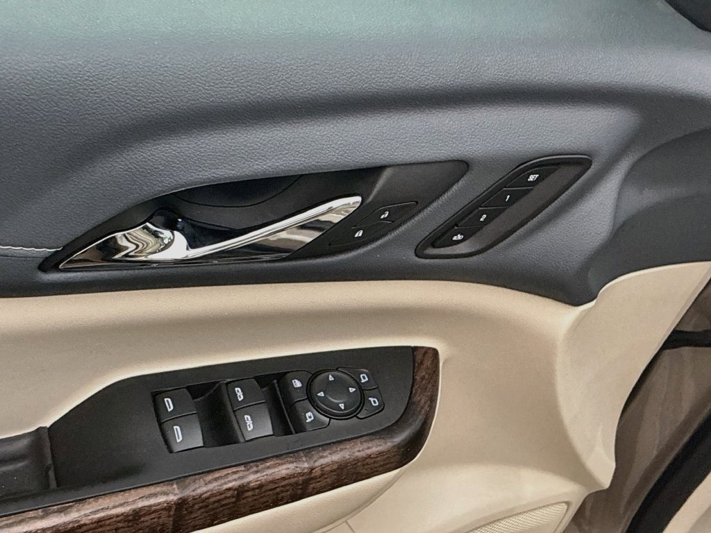 Used 2022 GMC Acadia Denali FWD image 18