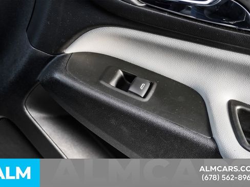 Used 2024 Chevrolet Equinox LT image 44