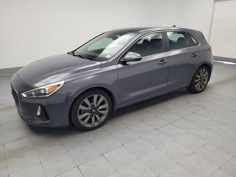 Used 2018 Hyundai Elantra GT Sport w/ Sport Tech Package 04 FWD image 2