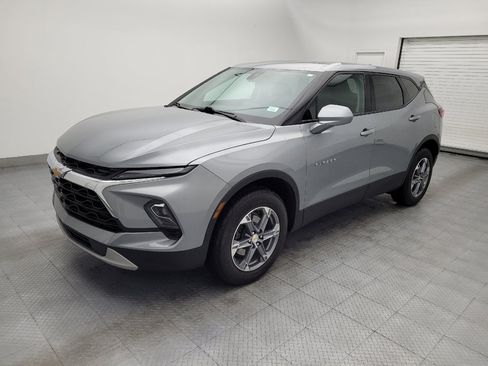 Used 2024 Chevrolet Blazer LT w/ LPO, Floor Liner Package FWD image 2