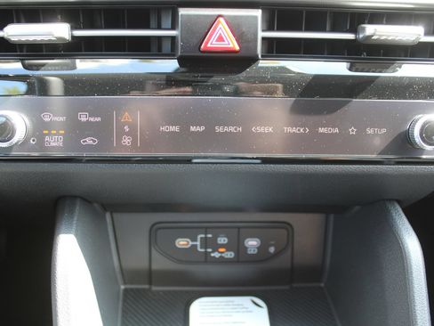 New 2026 Kia Sportage SX FWD image 44