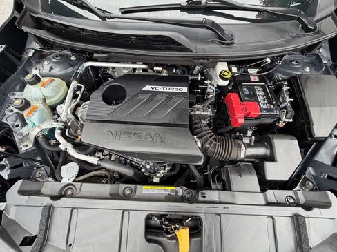 Used 2023 Nissan Rogue S AWD/4WD image 17