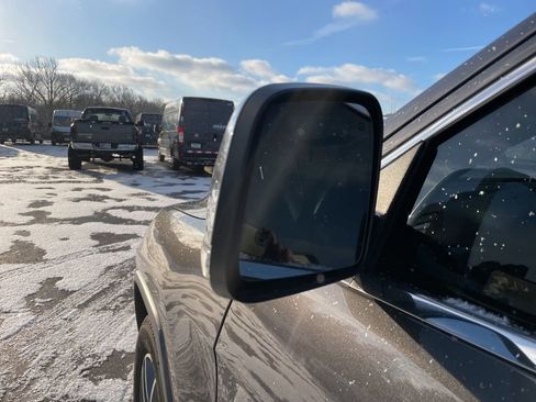 Used 2018 Jeep Grand Cherokee Limited image 13