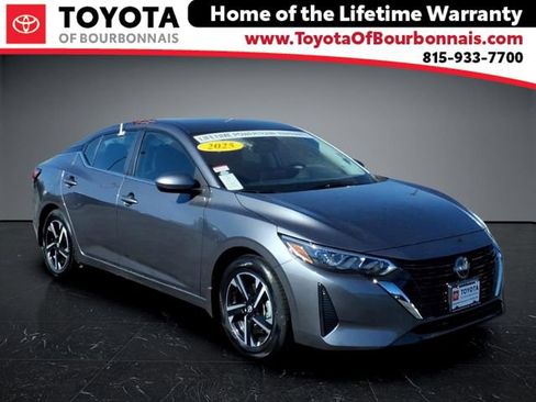 Used 2025 Nissan Sentra SV w/ Trunk Package FWD image 1