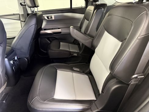 Certified 2023 Ford Explorer XLT w/ Equipment Group 202A RWD image 13