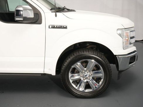 Used 2020 Ford F150 Lariat w/ Equipment Group 502A Luxury AWD/4WD image 14