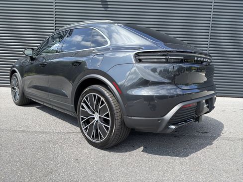 New 2025 Porsche Macan 4 Electric AWD/4WD image 13