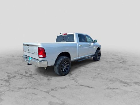 Used 2016 RAM 1500 Classic SLT AWD/4WD image 8