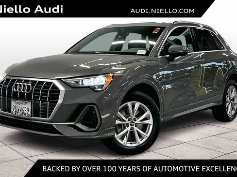 Used 2022 Audi Q3 2.0T Premium w/ Convenience Package image 1