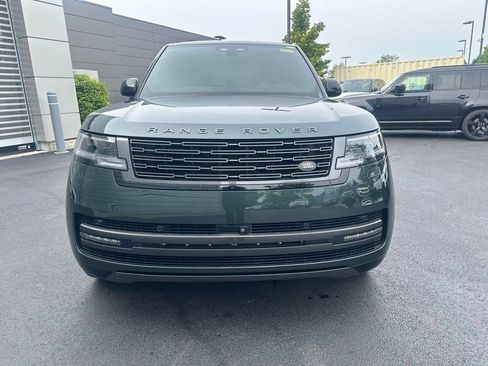 Used 2025 Land Rover Range Rover SE AWD/4WD image 8