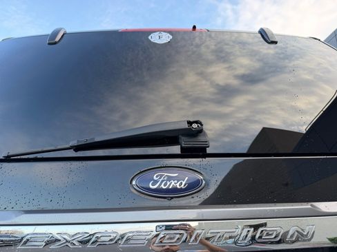 Used 2017 Ford Expedition EL Limited image 24