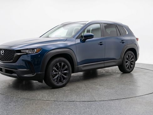 Used 2025 MAZDA CX-50 AWD 2.5 S w/ Select Package image 3