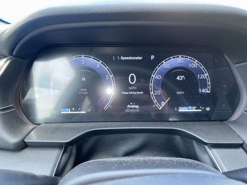 Used 2024 Jeep Grand Cherokee Laredo X w/ Luxury Tech Group I AWD/4WD image 5