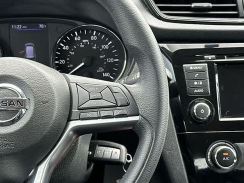 Used 2018 Nissan Rogue S AWD/4WD image 9