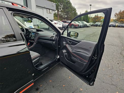 Used 2024 Subaru Forester Sport image 10