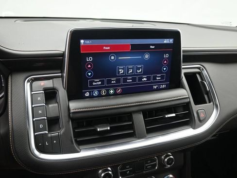 Used 2021 GMC Yukon XL AT4 AWD/4WD image 13