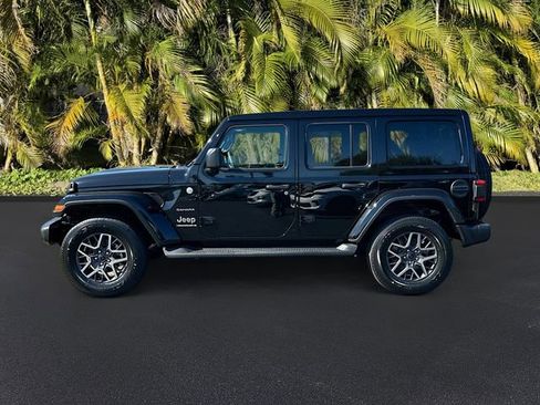 Used 2024 Jeep Wrangler Sahara w/ Technology Group image 8