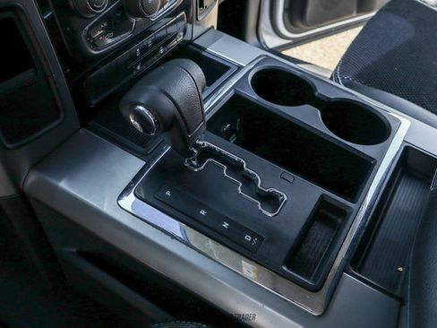 Used 2013 RAM 1500 R/T w/ Convenience Group RWD image 33