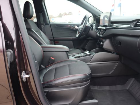 Used 2023 Ford Escape ST-Line w/ Tech Pack #1 image 12