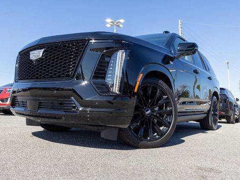 Certified 2025 Cadillac Escalade Sport Platinum w/ LPO, ONYX Package image 15