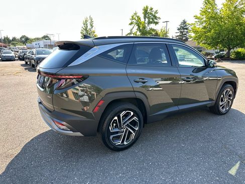Certified 2025 Hyundai Tucson Limited AWD/4WD image 6