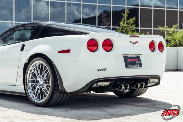 Used 2011 Chevrolet Corvette ZR1 w/ Preferred Equipment Group RWD image 63