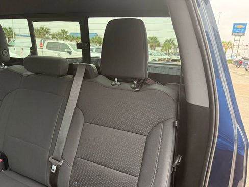 Used 2020 Chevrolet Silverado 1500 Custom w/ Custom Value Package image 30